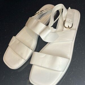 Steve Madden Sandal women’s 9.5